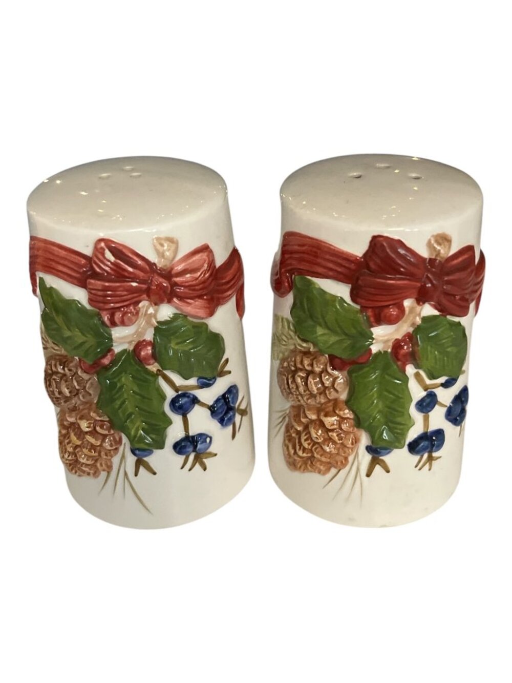 Vintage Otagiri Christmas Salt & Pepper Shakers Pinecones Holly Ribbon Holiday S